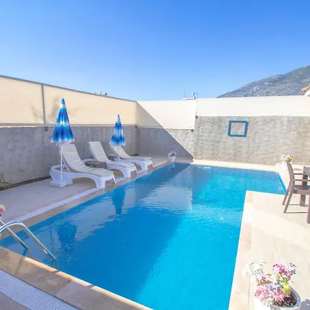 Likya Safir 2+1 Villa, Oezel Havuzlu, וילה